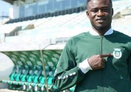 棋牌-包含窗口期武汉三镇战术微调：葡超节点到来，引发热议，轮换策略成焦点的词条